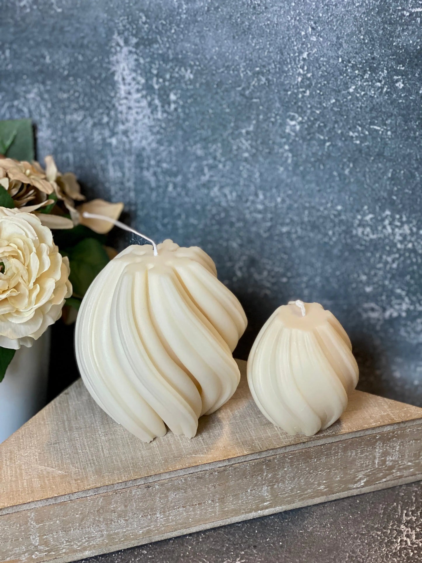 Sensual Ribbed Twirl Candle